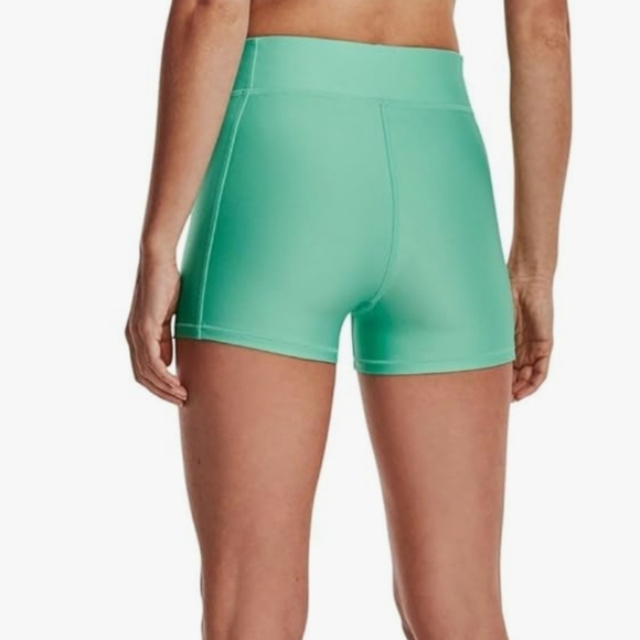 NWT Women's Under Armour booty shorts - Picture 2 of 6